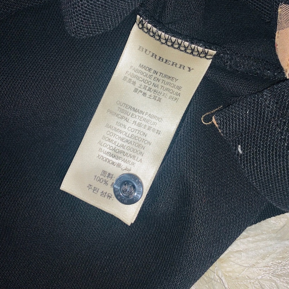 Burberry - Picture 7 of 7